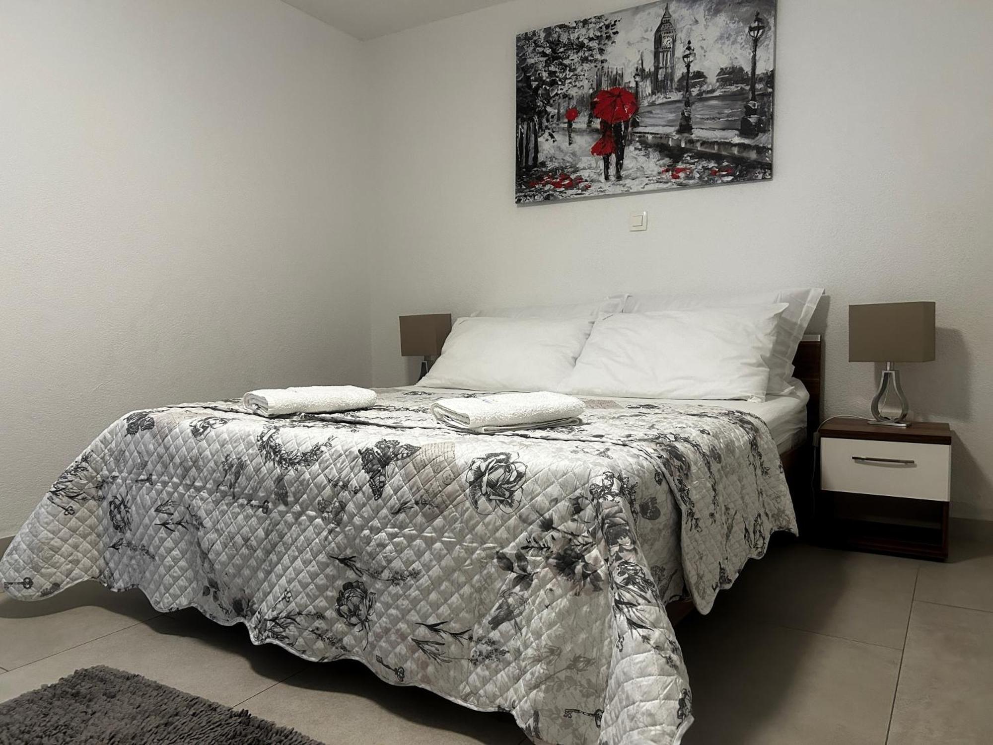 Melassy Apartment